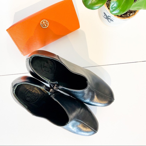 TORY BURCH Soft Black Leather Ankle Boots - Picture 4 of 10